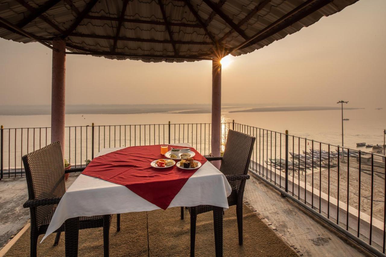 Hotel Amritara Suryauday Haveli à Bénarès Extérieur photo
